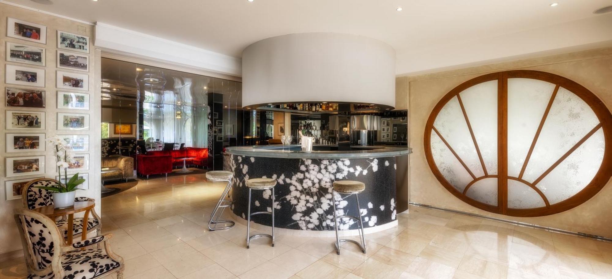 La Reserve Albi Hotel Restaurant Bagian luar foto